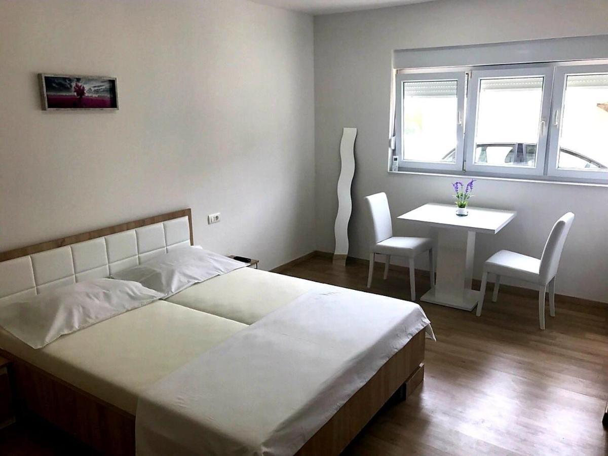 Apartmani Maki Omiš Exterior foto