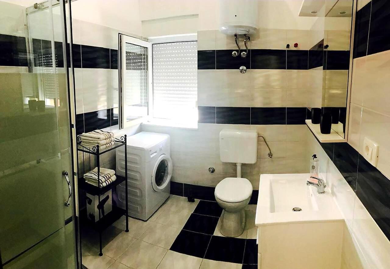 Apartmani Maki Omiš Exterior foto