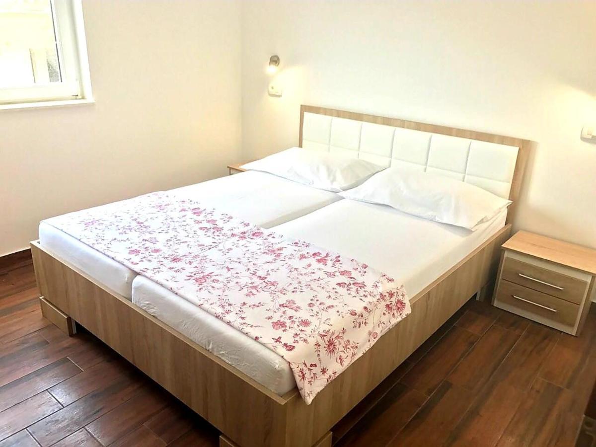 Apartmani Maki Omiš Exterior foto